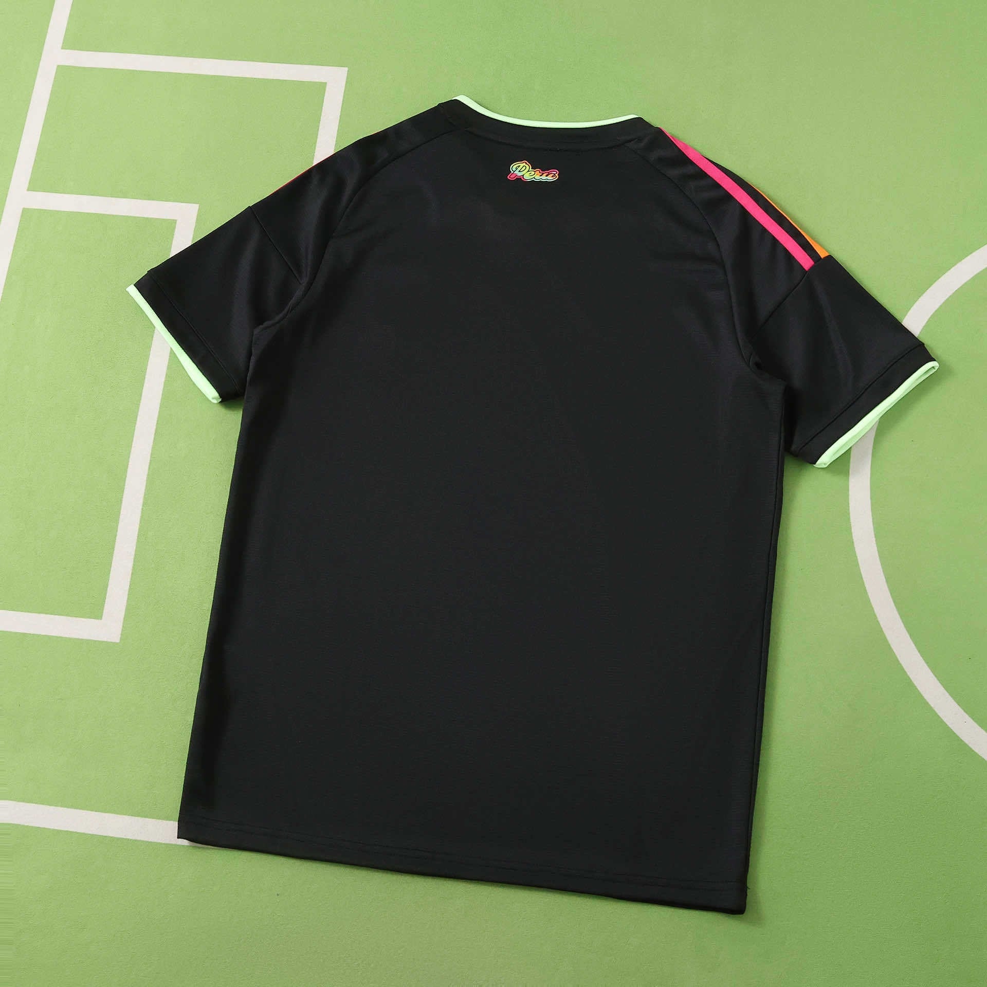 CAMISETA VISITANTE PERÚ 26