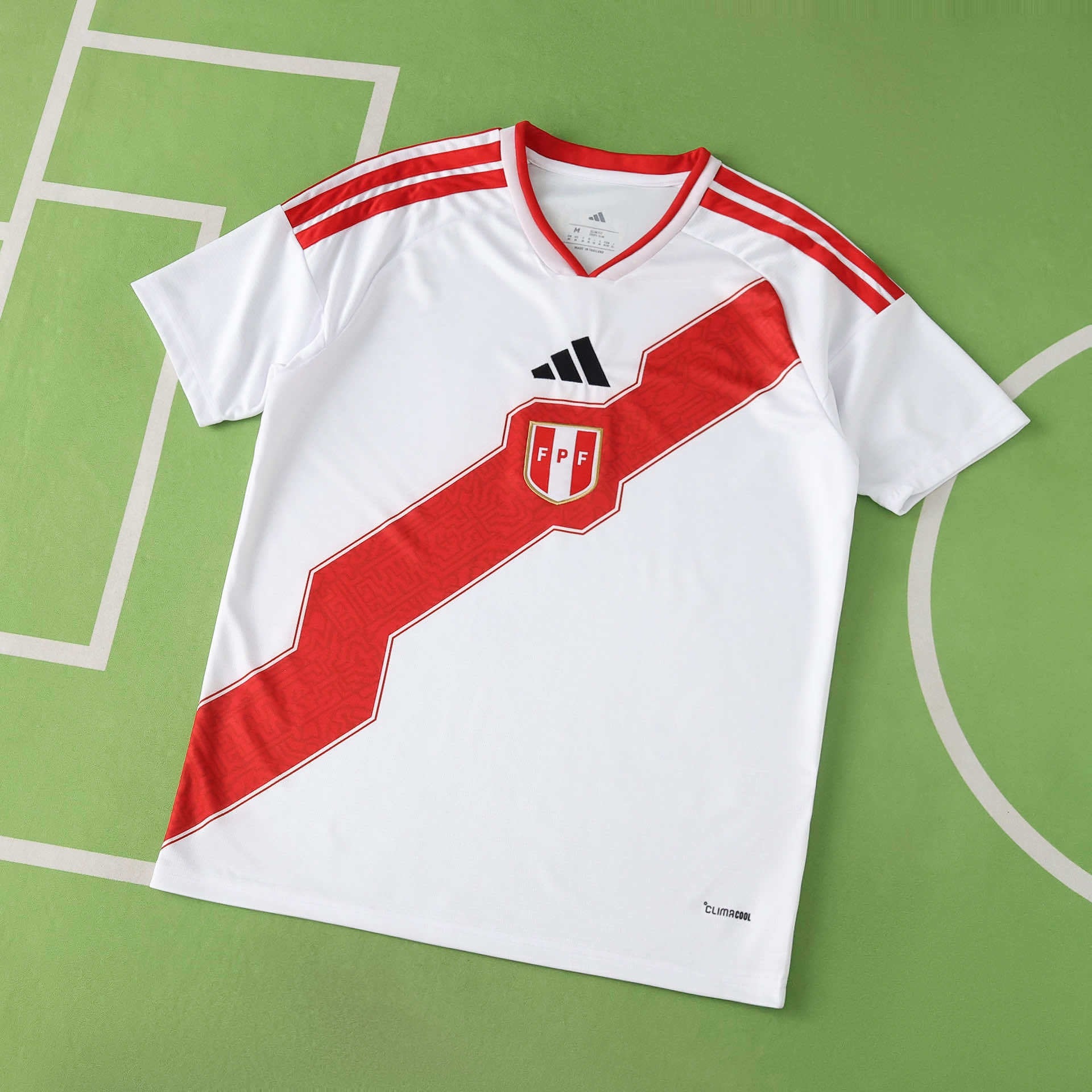 CAMISETA LOCAL PERÚ 26