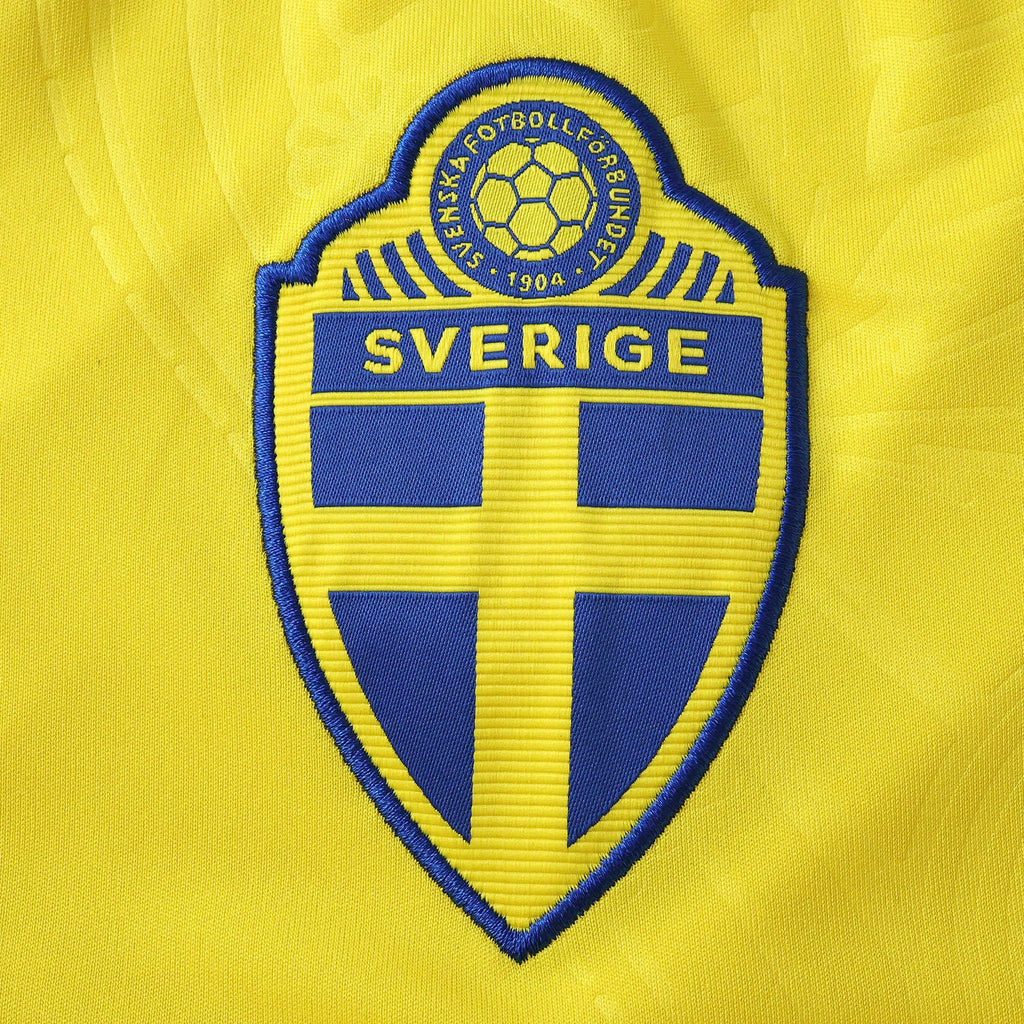 CAMISETA LOCAL SUECIA 26